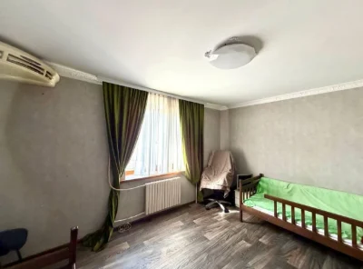 Продається 2кім квартира вул. Сім'ї Глодан (Ільфа і Петрова)