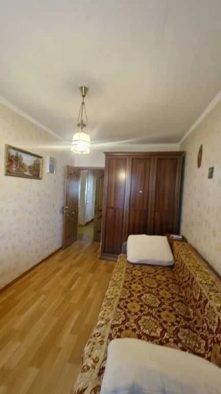 Продам 3-комнатную квартиру, кирпичный дом, ремонт, Добровол