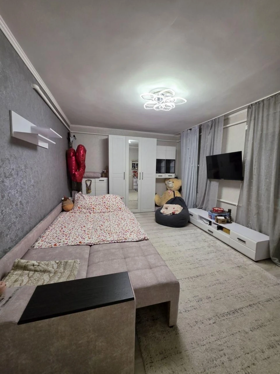 Продам будинок (1/2) на Китобійній. (229-372