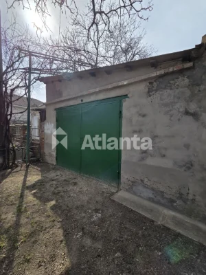 Будинок на Черьомушках! 5 соток, 2 автономні частини, гараж,