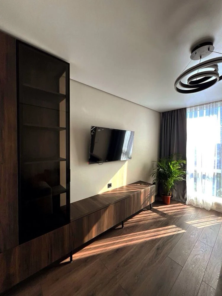 Продаж дизайнерської 2-кімнатної квартири в ЖК Manhattan UP