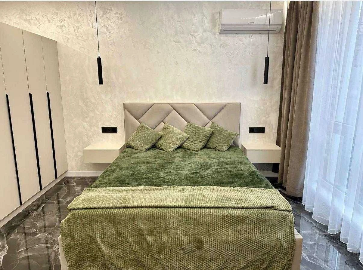 Продам 1-кім квартиру з ремонтом в ЖК Manhattan UP з басейно