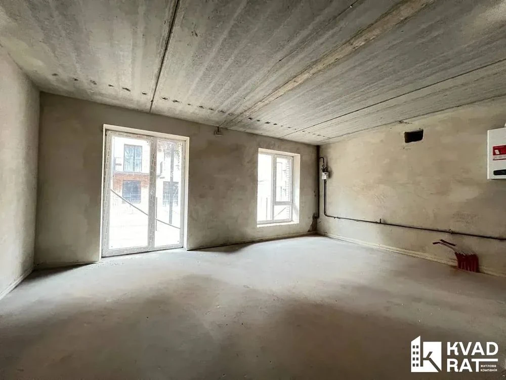 Продається 1-кімнатна квартира 43,2 м² з патіо — ЖК «Долішні