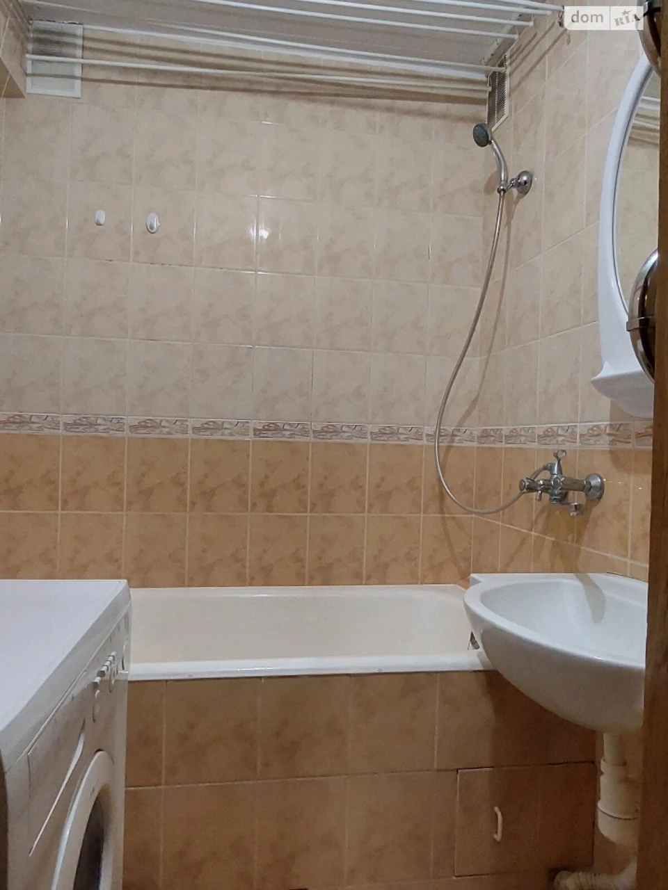 Довгострокова Оренда Квартира Політон
