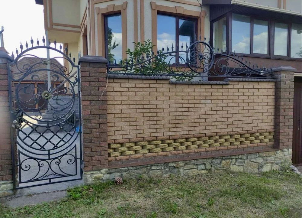 Продам добротний будинок! Дубово !