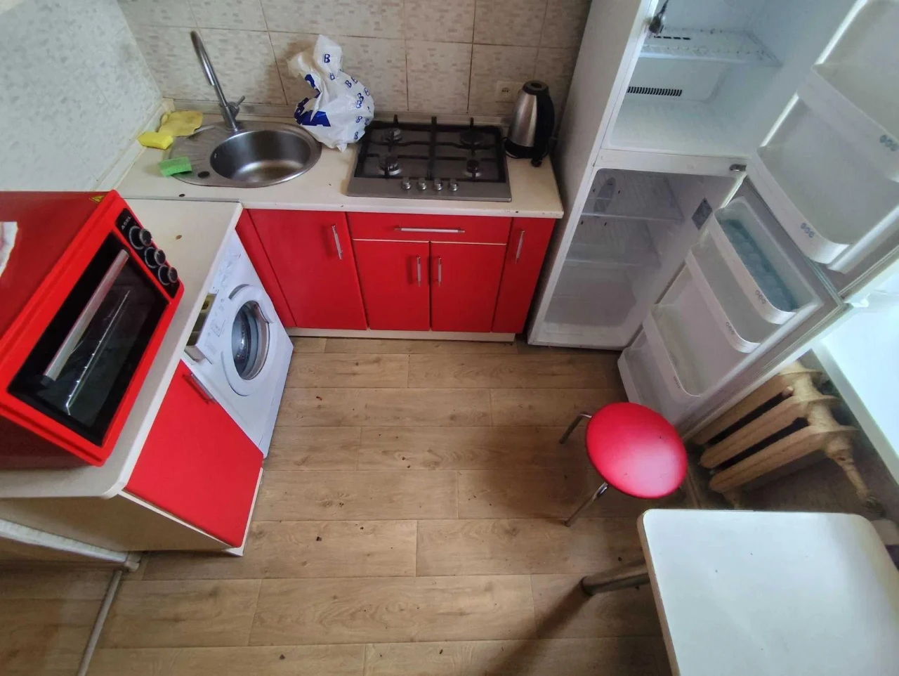 Продам. 2к. квартиру, ул. Кирпичева, 5, центр.