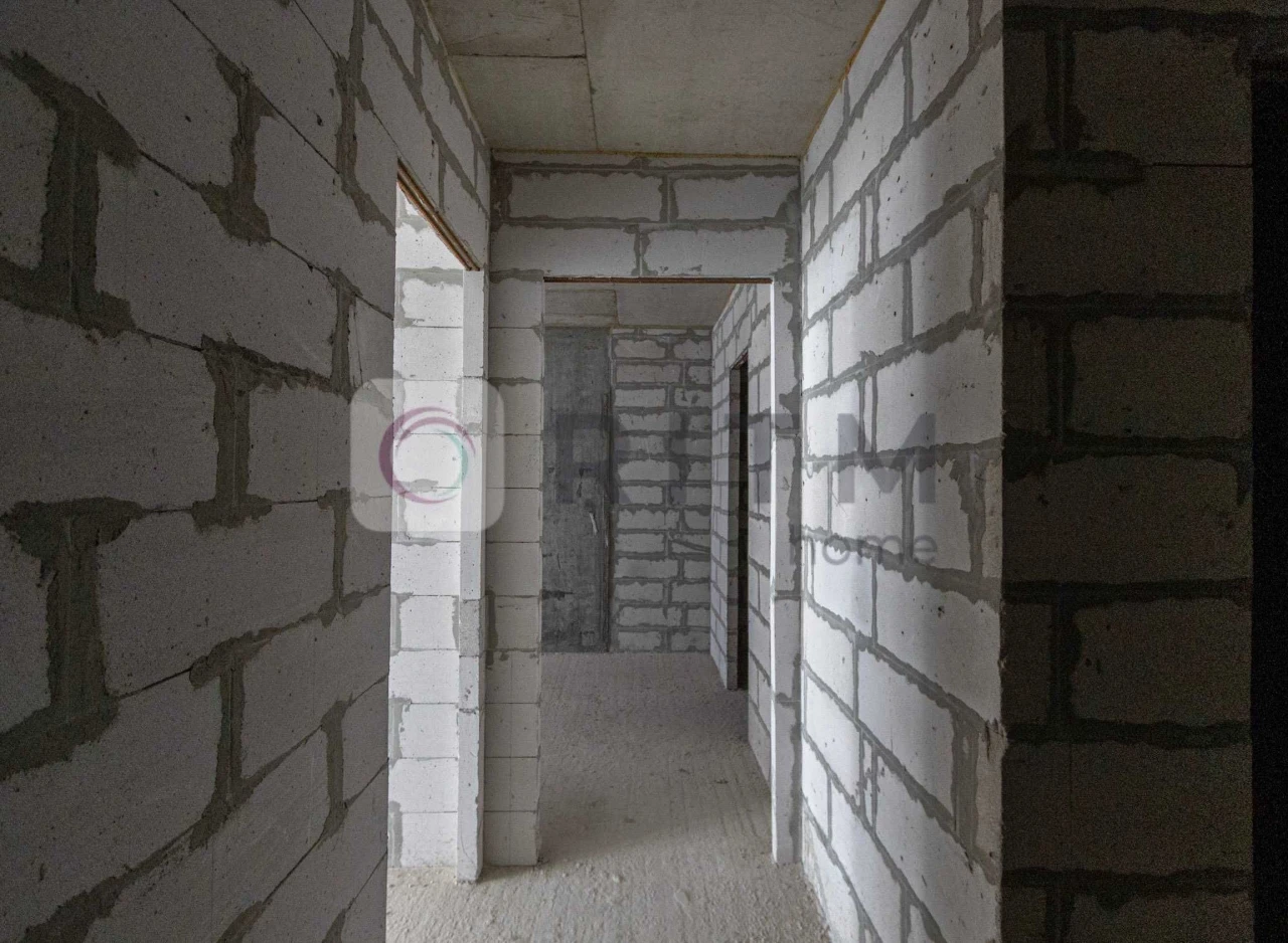 Продаж однокімнатної квартири без ремонту ЖК R2 Residence.Бе