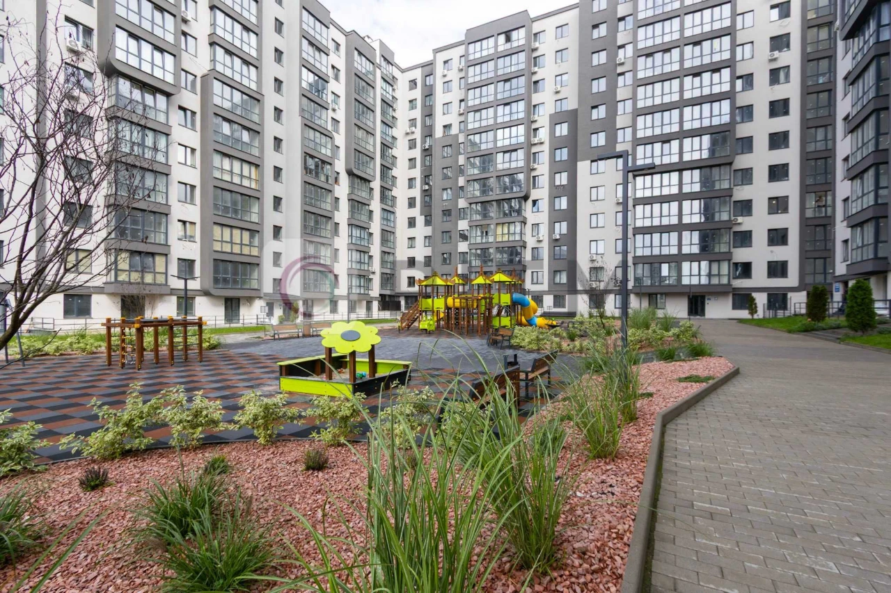 Продаж однокімнатної квартири без ремонту ЖК R2 Residence.Бе