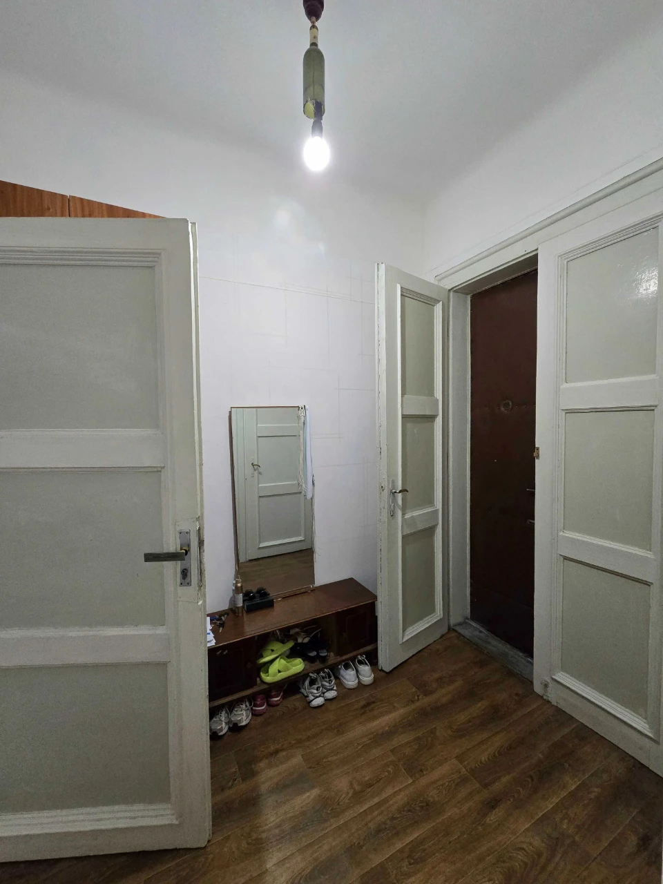 Продаж квартири в центрі Львова. Ліфт у будинку. Залізобетон