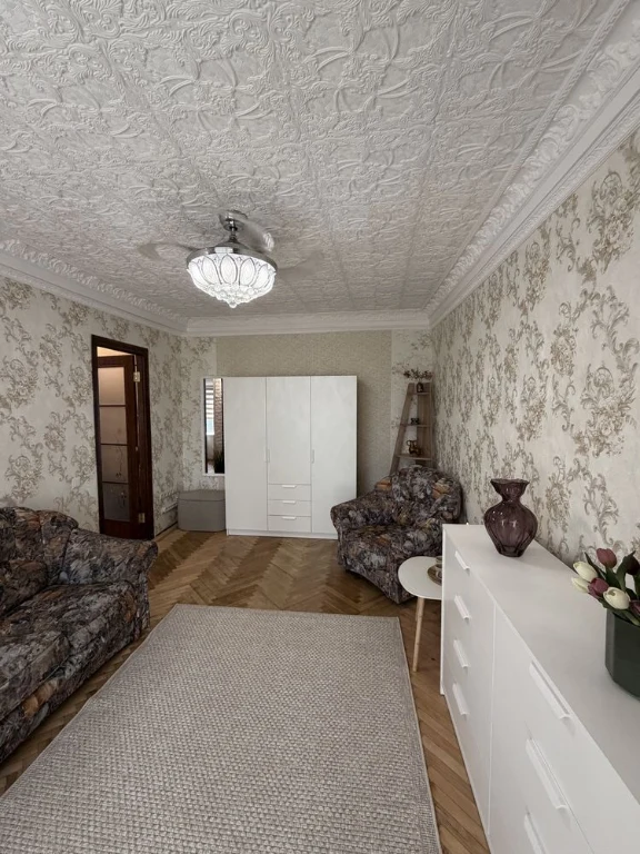 Продаж 1к квартири з ремонтом , Виговського , Щербаківського