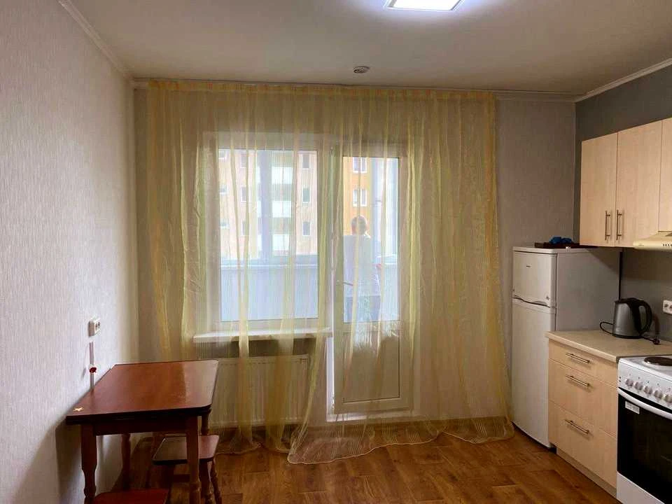 Квартира. Київ, Сергія Данченка вул.