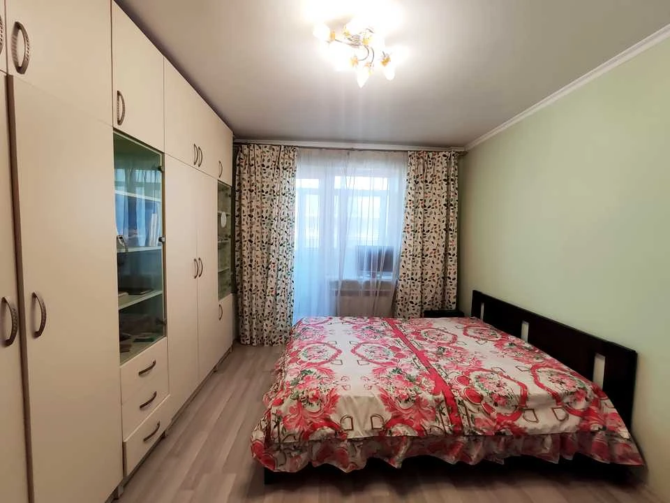 Квартира. Київ, Оболонський просп.
