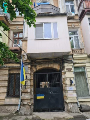 Продам 3 к. квартиру, ул. Малая Арнаутская, госпрограммы