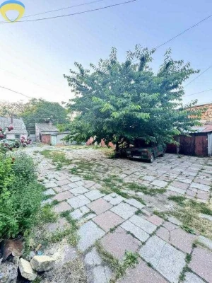 2х комн. квартира на Прохоровской, свой вход, гараж