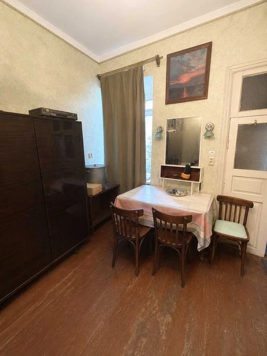 2х комн. квартира на Прохоровской, свой вход, гараж