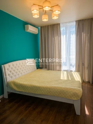 Продаж 1к квартира з гарним ремонтом, ЖК Лебединий. метро Ха