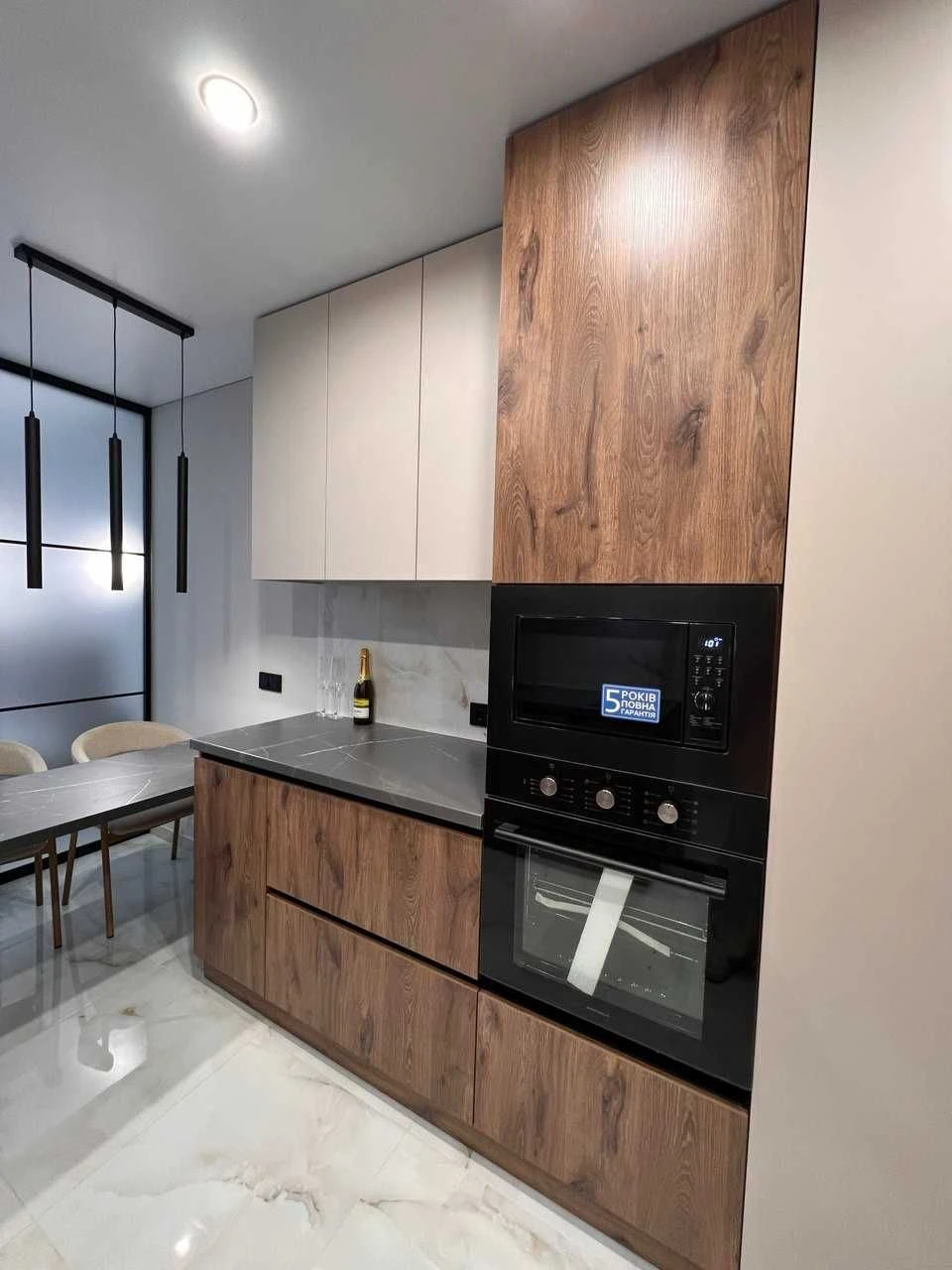 Продаж 1-к смарт квартири біля міського озера