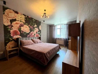 Продаж1-к квартири 50 м² з видом на Дніпро в ЖК «Русанівська