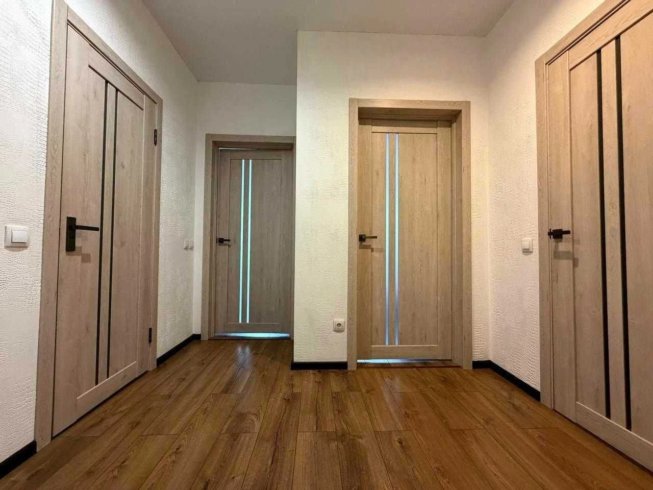 Продаж1-к квартири 50 м² з видом на Дніпро в ЖК «Русанівська
