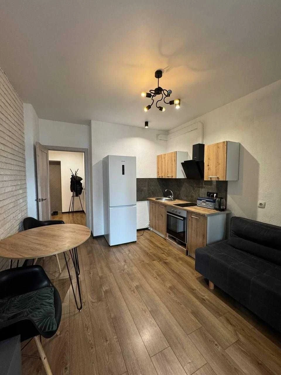Продаж1-к квартири 50 м² з видом на Дніпро в ЖК «Русанівська