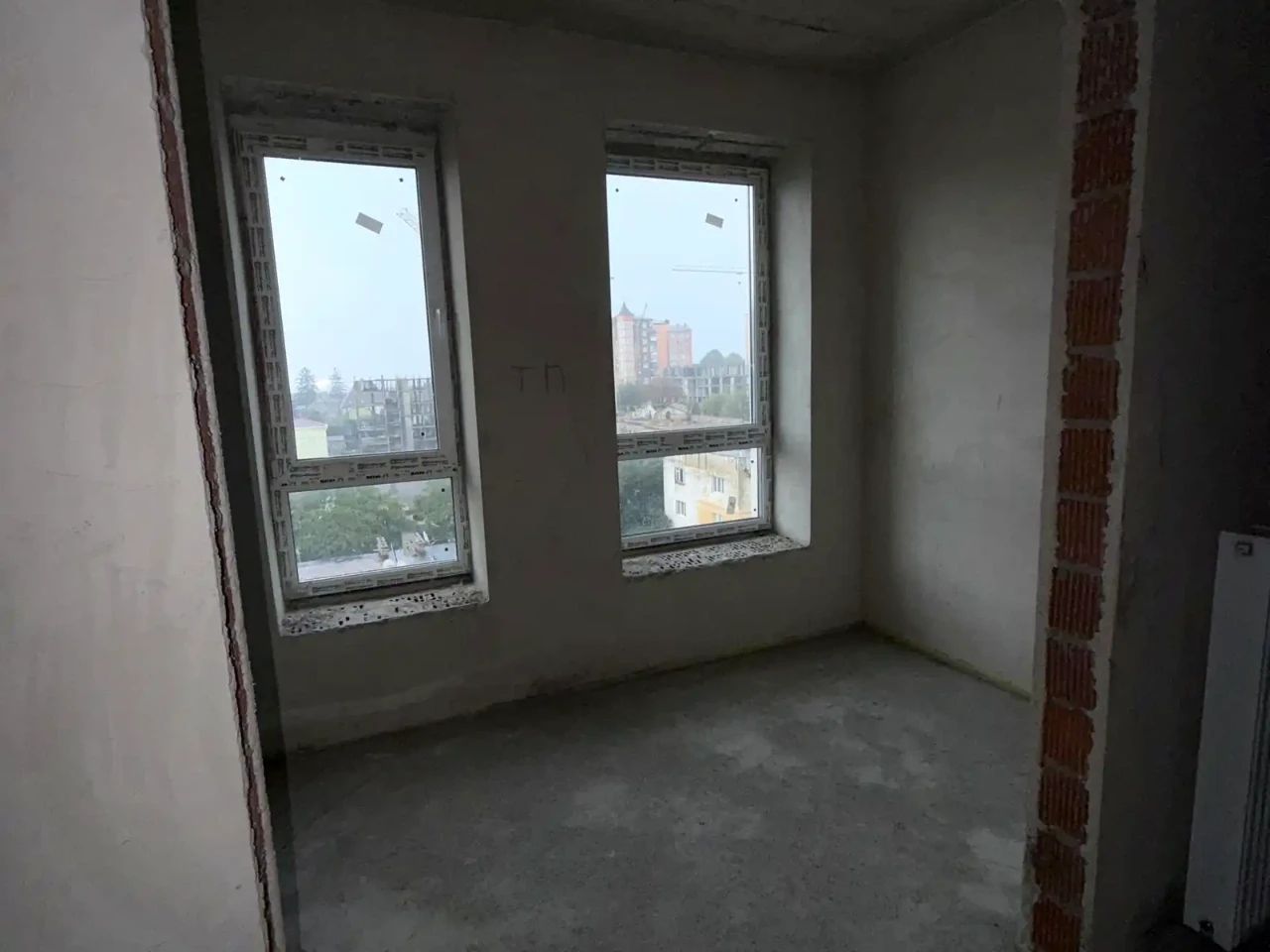 Продаж квартири 2-кімн. 83 м² 9/9 пов.