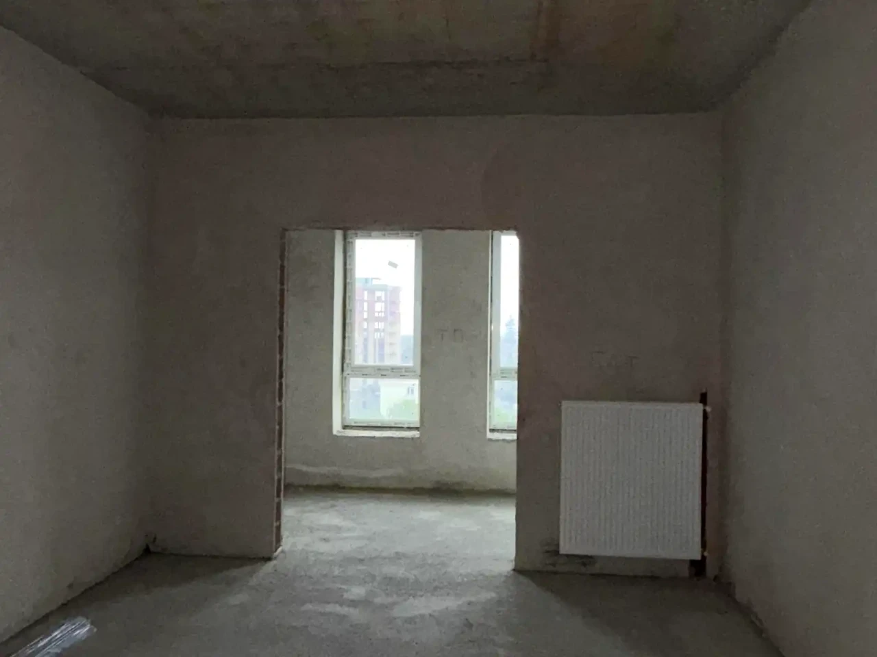 Продаж квартири 2-кімн. 83 м² 9/9 пов.