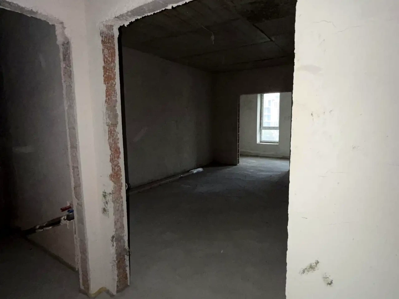 Продаж квартири 2-кімн. 83 м² 9/9 пов.