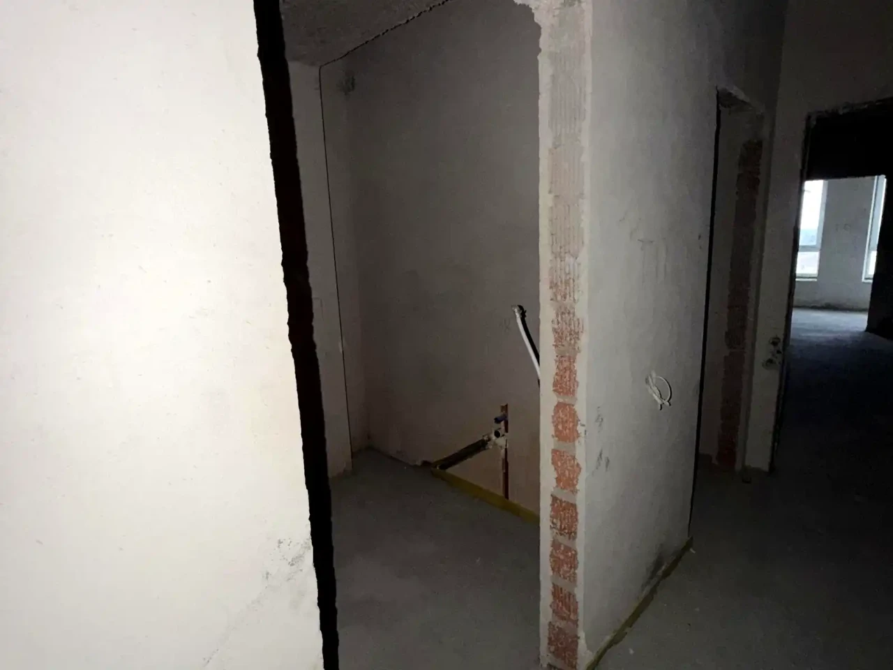 Продаж квартири 2-кімн. 83 м² 9/9 пов.