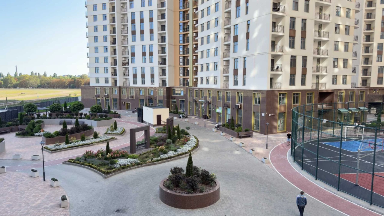 Продам 1 кімнатну квартиру в Кадор Сіті на Краснова 63 Перли