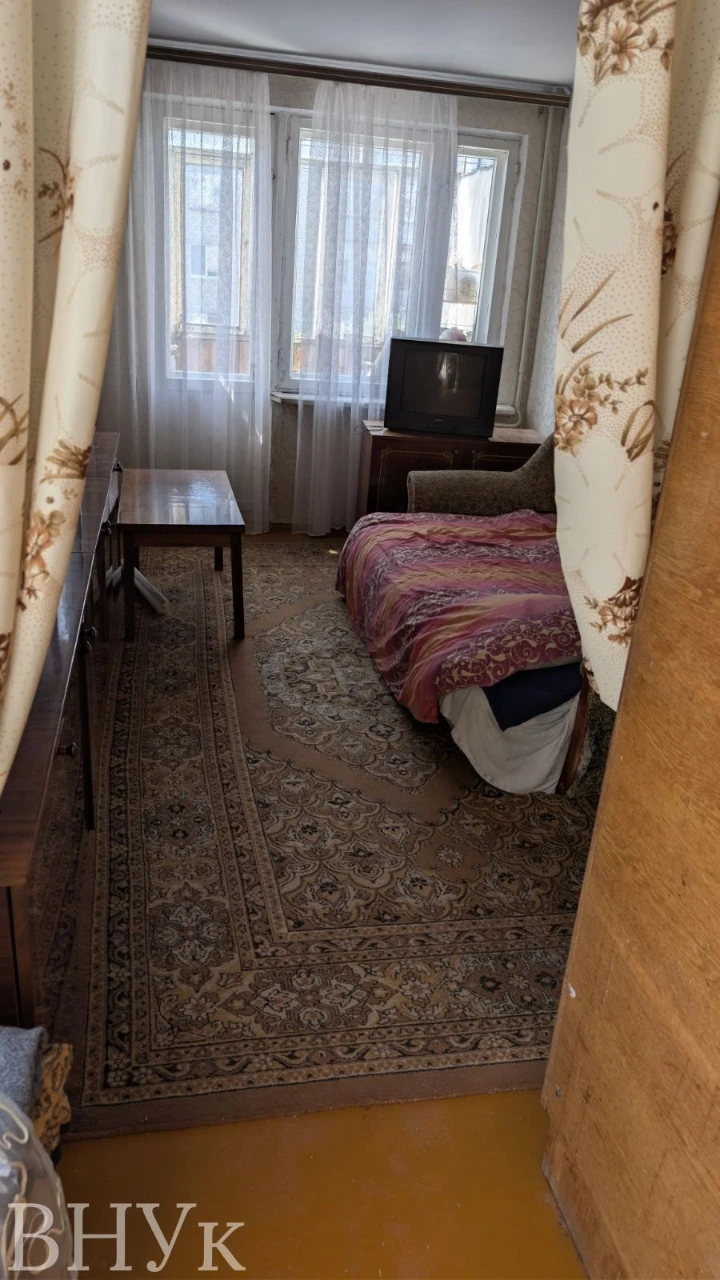 Продам 1к стан житловий Коновальця