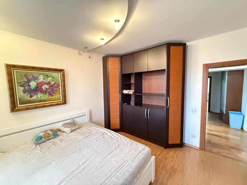 Продаж 3 к кв вул Сiчевих Стрiльцiв 90 Д
