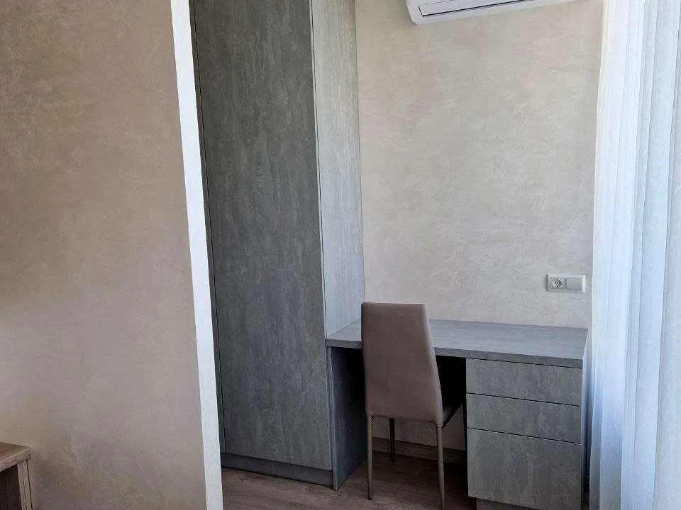 Квартира. Київ, Каховська вул.