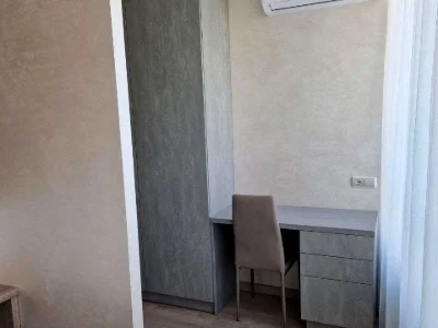 Квартира. Київ, Каховська вул.