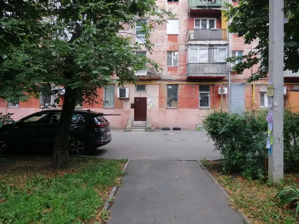 Продам 1к квартиру Александра Поля пр. 100, верх Поля