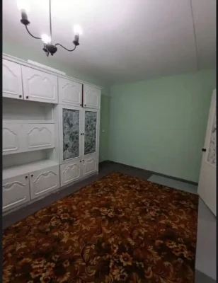 Продам 1к квартиру Поля пр. 50 А,  низ Поля