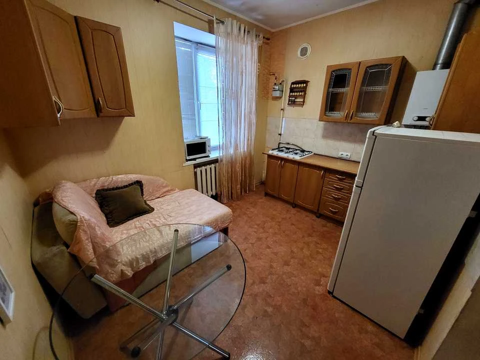 Квартира. Полтава, Соборності вул. (Жовтнева)