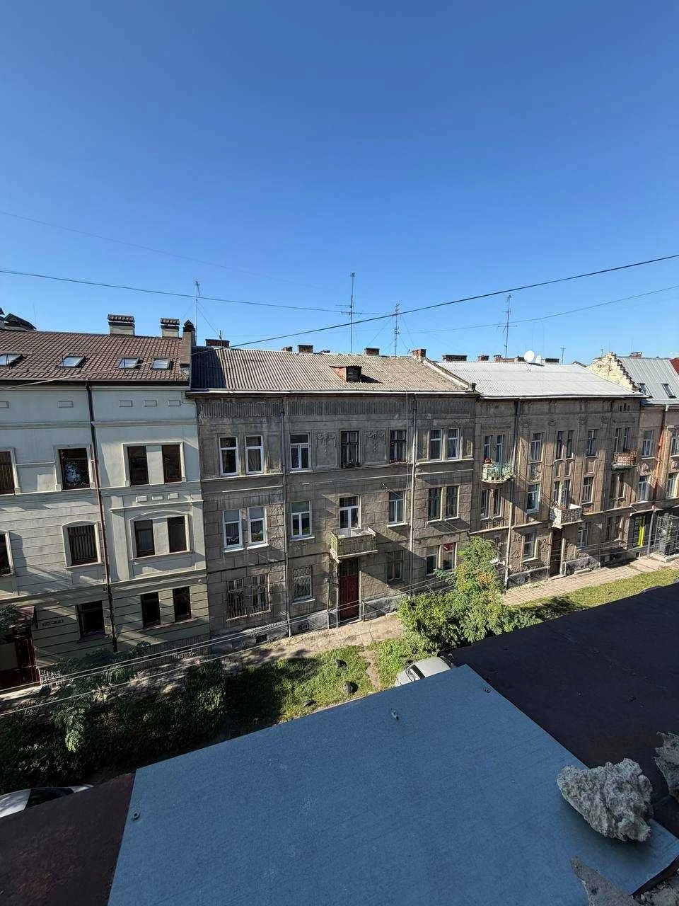 Продаж 1-но кімнатна квартира 48м2., вул. Донецька, ближній