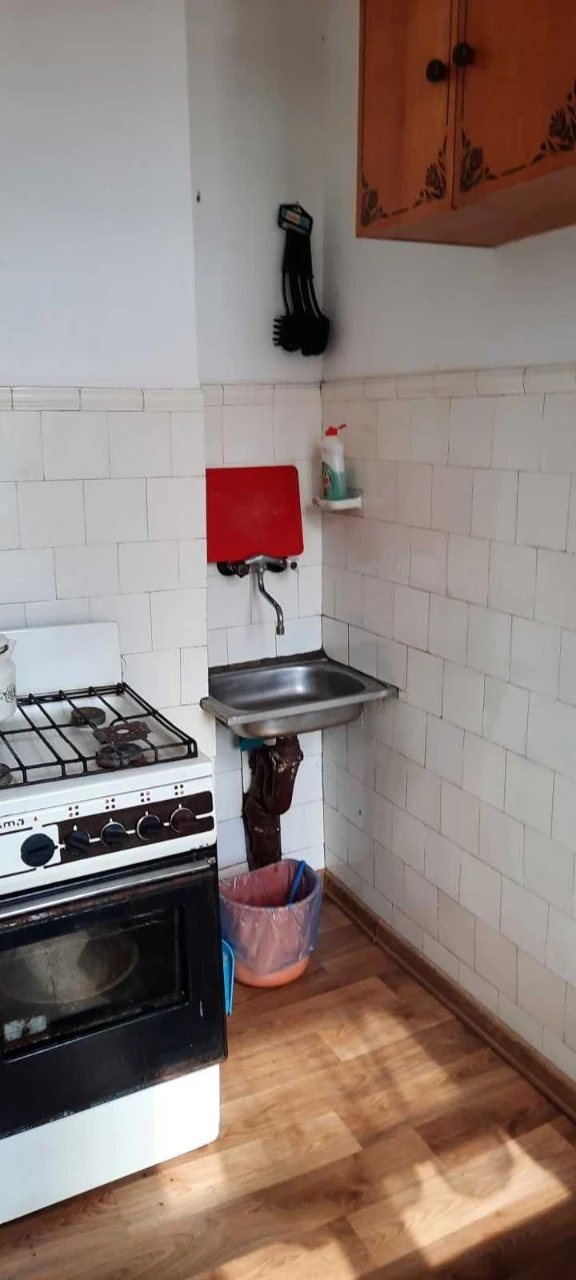 Продаж 1-но кімнатна квартира 48м2., вул. Донецька, ближній