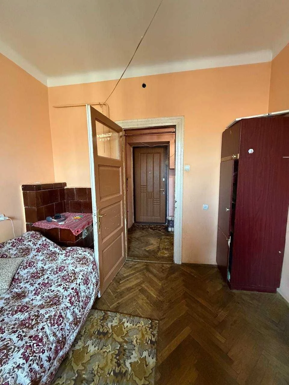 Продаж 1-но кімнатна квартира 48м2., вул. Донецька, ближній