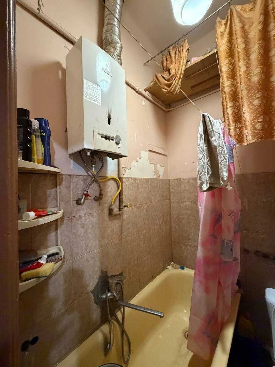 Продаж 1-но кімнатна квартира 48м2., вул. Донецька, ближній