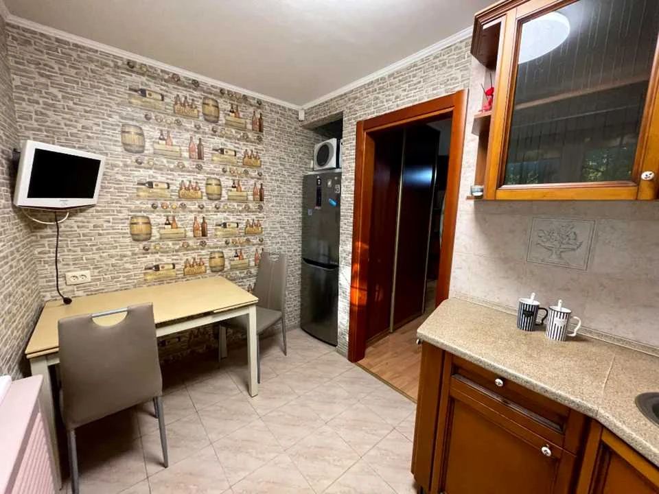 Квартира. Дніпро, Академіка Янгеля вул.