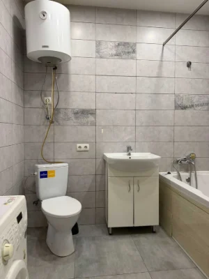 * Затишна 1-кімнатна квартира по вул. Сім'ї Стешенків вул. (
