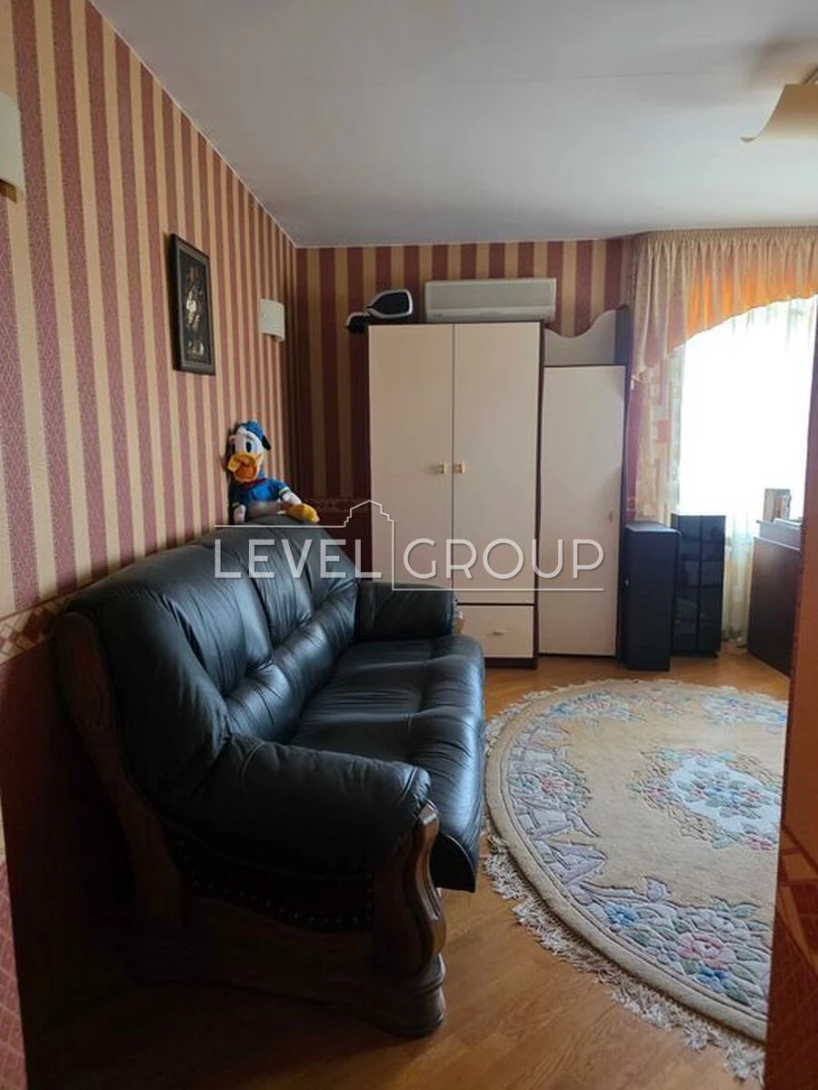 Продам 3-кімнатну квартиру, Івасюка проспект 22 м. Мінська