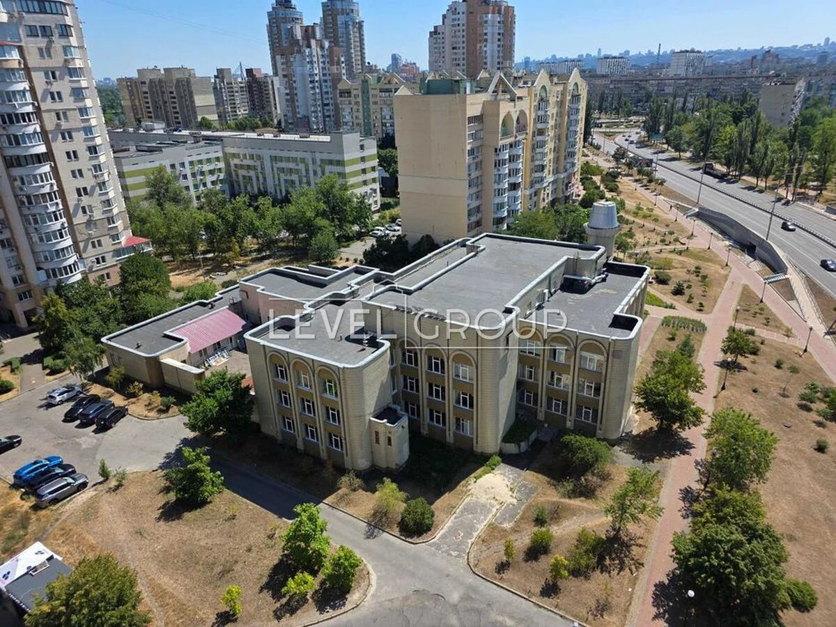Продам 3-кімнатну квартиру, Івасюка проспект 22 м. Мінська