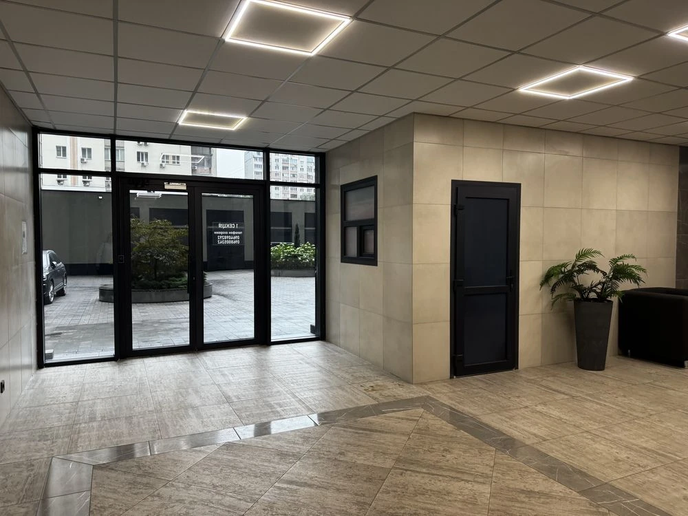 Продаж 1-кімнатної квартири з дизайнерським ремонтом у ЖК De