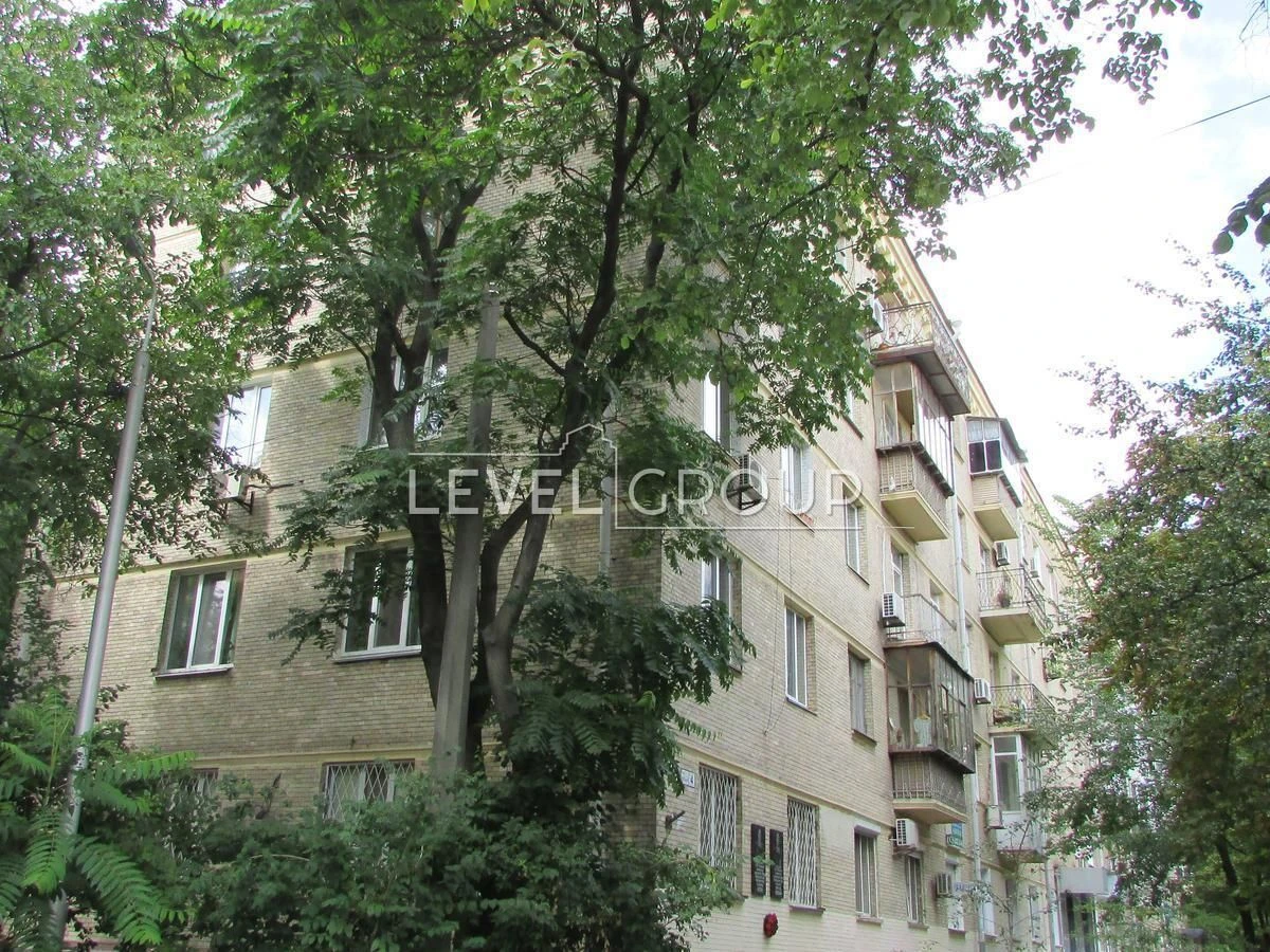 Продаж 2-к. квартири І. Мазепи 4(Січневого Повстання) Арсена