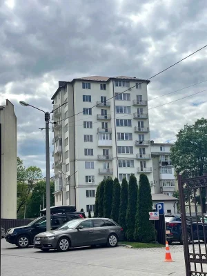 2-х кімната квартира з ремонтом біля Ратуші, вул. Гарбарська