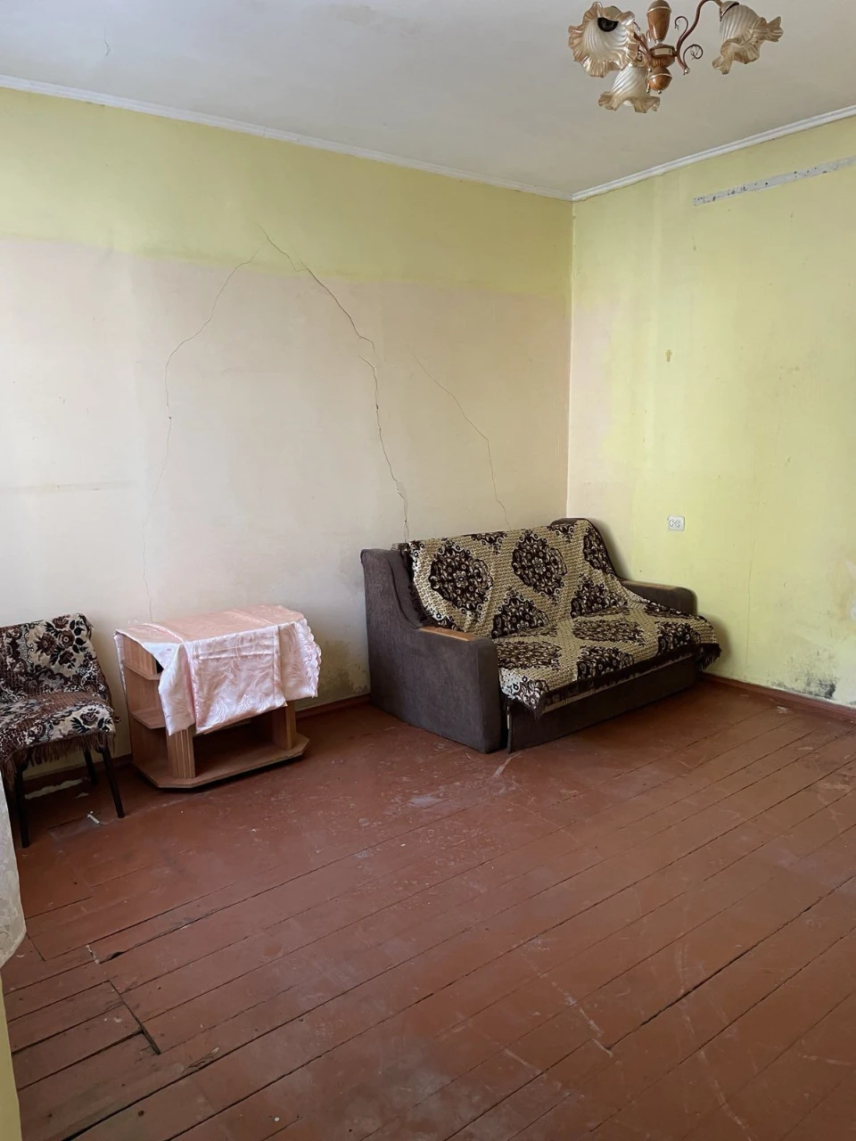 ТЕРМІНОВО. Продам 1 кімн квартиру район школи 6.
