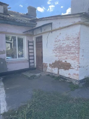 ТЕРМІНОВО. Продам 1 кімн квартиру район школи 6.