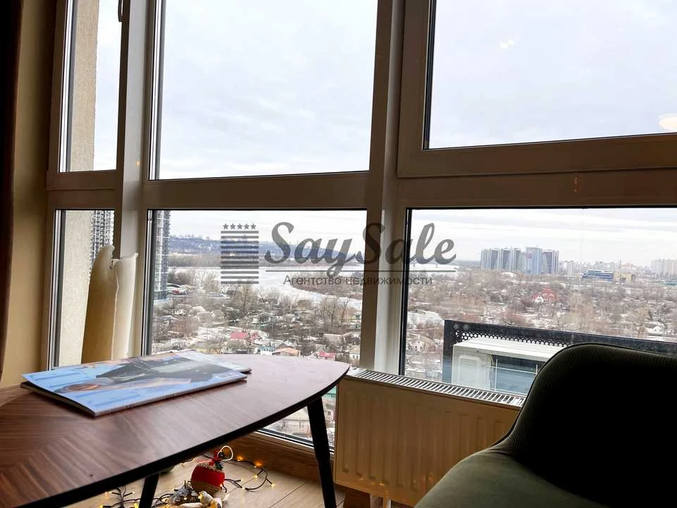 Квартира. Київ, Зарічна вул.